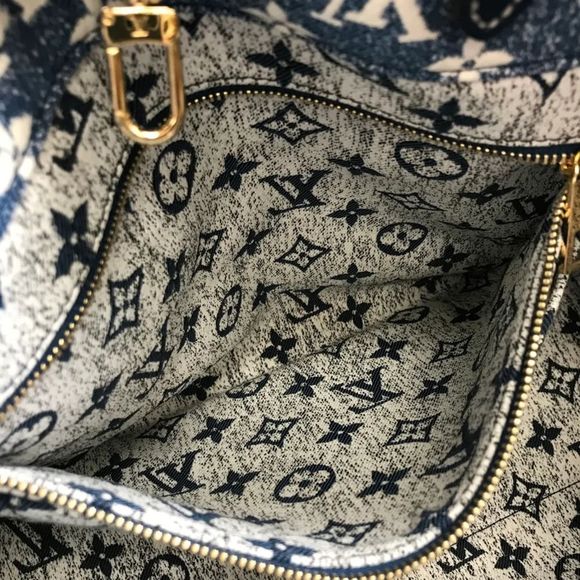 Louis Vuitton On the go MM Monogram Denim jacquard blue Tote Bag - Picture 13 of 16